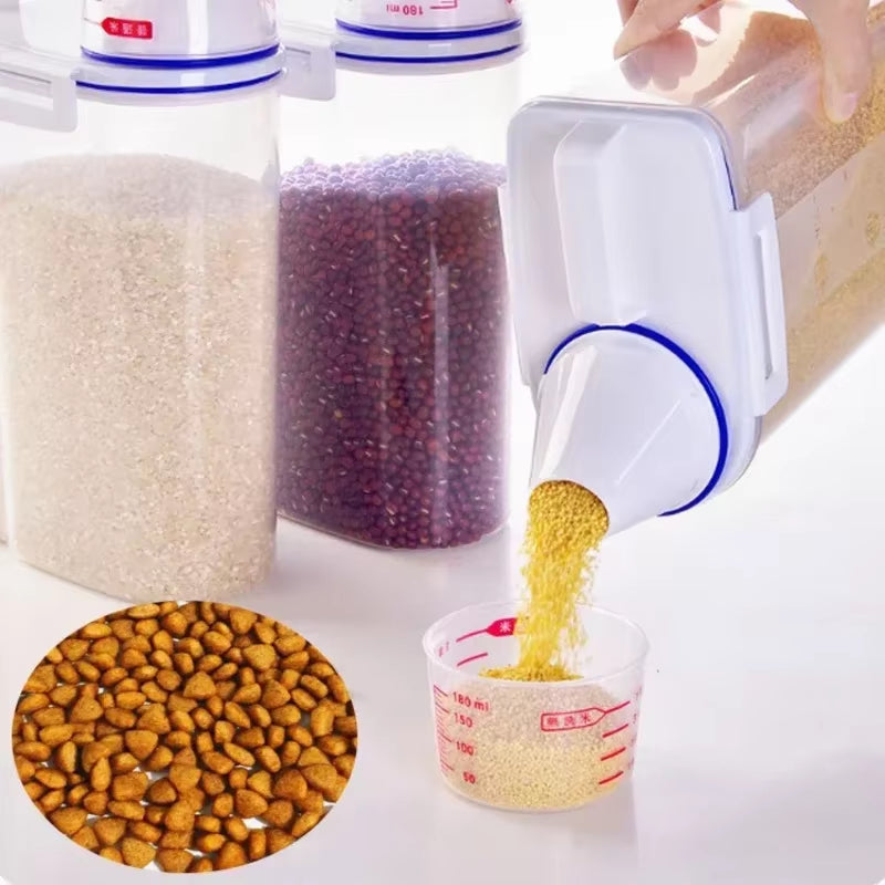 Cubo de plástico para almacenar comida para perros y gatos de 1,5 kg/2 kg con recipiente medidor